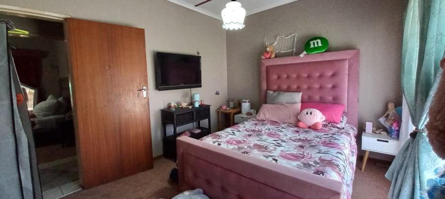 3 Bedroom Property for Sale in Stilfontein North West